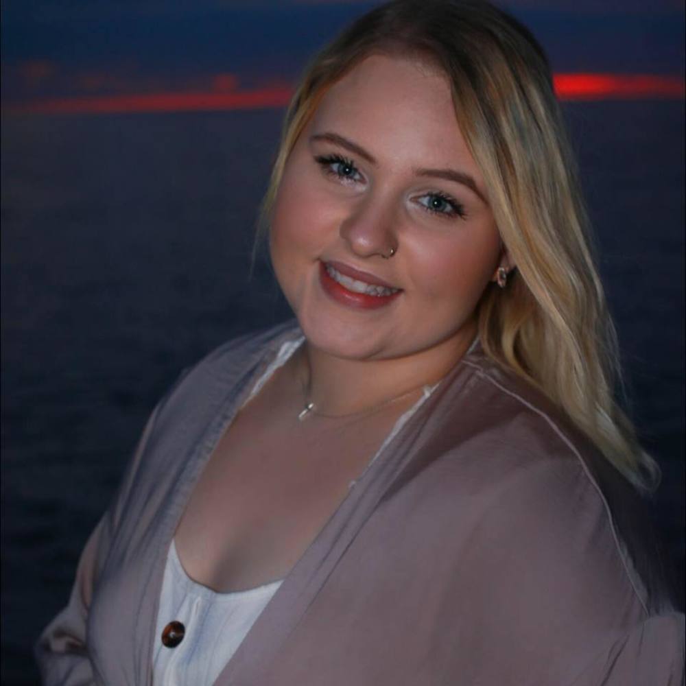 Meet your Posher, Haley